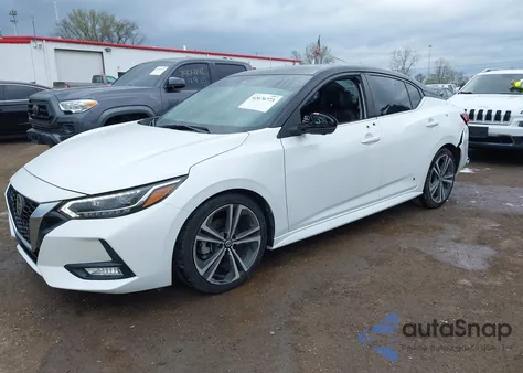 2021 Nissan Sentra Sr Xtronic Cvt z USA, uszkodzony, nr VIN 3N1AB8DV9MY208332